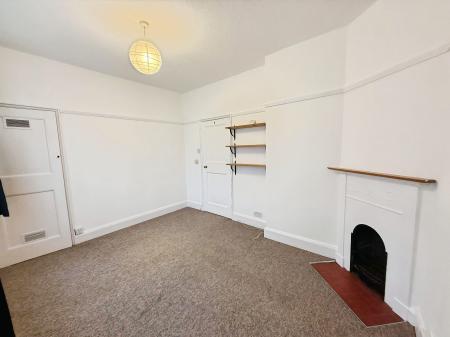 2 bedroom Flat to let in Sollershott Hall, Sollershott East, Letchworth Garden City, SG6