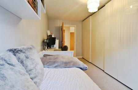 2 bedroom Flat for sale in William Ransom Way, Hitchin