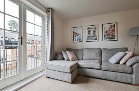 2 bedroom Flat for sale in William Ransom Way, Hitchin