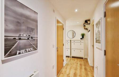 2 bedroom Flat for sale in William Ransom Way, Hitchin