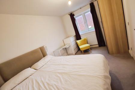 1 bedroom Flat for sale in Greenfield Avenue, Ickleford