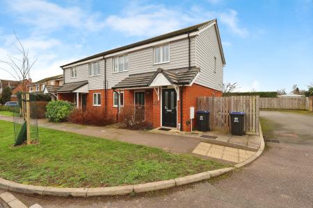 1 bedroom Flat for sale in Greenfield Avenue, Ickleford