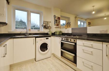 1 bedroom Flat for sale in Greenfield Avenue, Ickleford