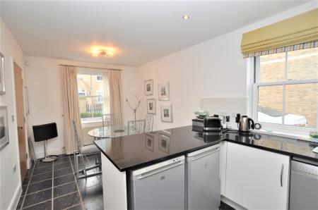 3 bedroom Semi-detached house to let in Bronte Avenue, Fairfield Park, SG5