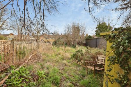 2 bedroom Semi-detached house for sale in Florence Street, Hitchin