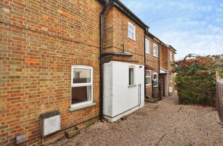 2 bedroom Semi-detached house for sale in Florence Street, Hitchin