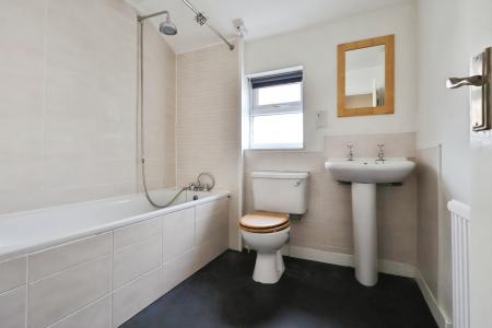 2 bedroom Semi-detached house for sale in Florence Street, Hitchin