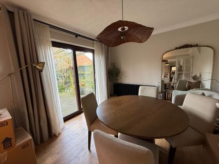 4 bedroom Detached house to let in Blackmore, Letchworth Garden City, SG6