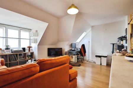 1 bedroom Flat for sale in Cadwell Green, Cadwell Lane, Hitchin