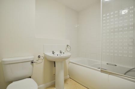 1 bedroom Flat for sale in Summers Lodge, Horace Gay Gardens, Letchworth Garden City