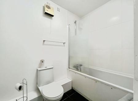 1 bedroom Flat for sale in Baliol Chambers, Hollow Lane, Hitchin