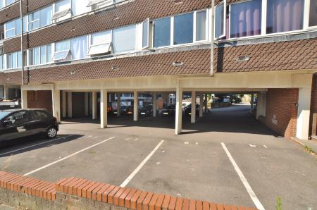 1 bedroom Flat for sale in Baliol Chambers, Hollow Lane, Hitchin