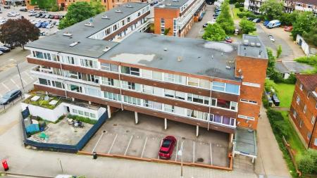 1 bedroom Flat for sale in Baliol Chambers, Hollow Lane, Hitchin