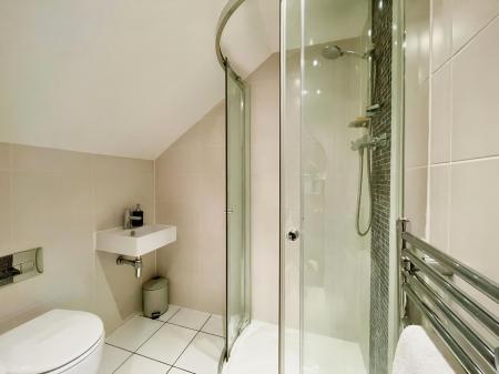 3 bedroom Town house to let in Watersmeet, Hitchin, SG4