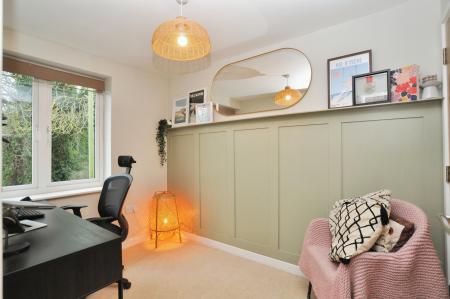 3 bedroom Town house to let in Watersmeet, Hitchin, SG4