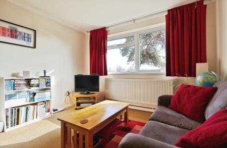 1 bedroom Flat for sale in Hartland Court, Gaping Lane, Hitchin