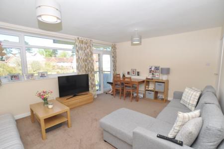 2 bedroom Flat to let in Sollershott Hall, Sollershott East, Letchworth Garden City, SG6