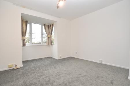 2 bedroom Flat to let in Chagny Close, Letchworth Garden City, SG6