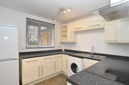 2 bedroom Flat to let in Chagny Close, Letchworth Garden City, SG6
