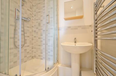 2 bedroom Flat for sale in Elderflower House, Whinbush Road, Hitchin