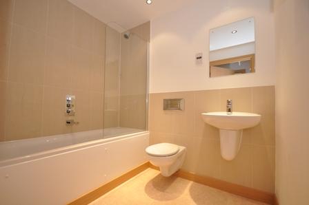 1 bedroom Flat to let in 65 Walsworth Road, Hitchin, SG4