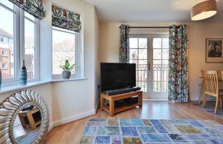 2 bedroom Flat for sale in Peppermint Road, Hitchin