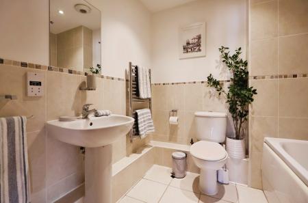 2 bedroom Flat for sale in Peppermint Road, Hitchin