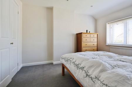 3 bedroom Semi-detached house for sale in Westwood Avenue, Hitchin