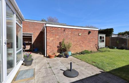 3 bedroom Semi-detached house for sale in Westwood Avenue, Hitchin