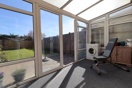 3 bedroom Semi-detached house for sale in Westwood Avenue, Hitchin