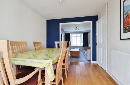 3 bedroom Semi-detached house for sale in Westwood Avenue, Hitchin