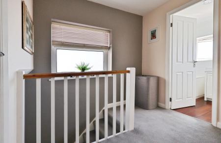 3 bedroom Semi-detached house for sale in Westwood Avenue, Hitchin