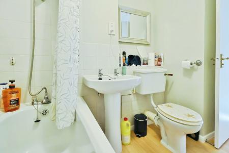 2 bedroom Terraced House for sale in Talisman Street, Hitchin