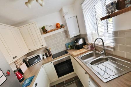 2 bedroom Terraced House for sale in Talisman Street, Hitchin