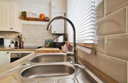 2 bedroom Terraced House for sale in Talisman Street, Hitchin