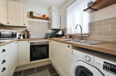 2 bedroom Terraced House for sale in Talisman Street, Hitchin