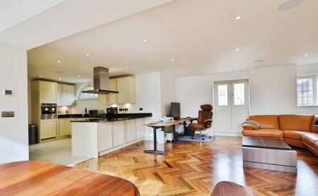 2 bedroom Barn Conversion for sale in Ladygrove Mews, Hitchwood Lane, Preston