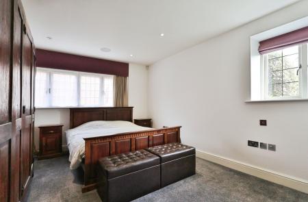 2 bedroom Barn Conversion for sale in Ladygrove Mews, Hitchwood Lane, Preston