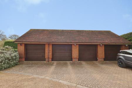 2 bedroom Barn Conversion for sale in Ladygrove Mews, Hitchwood Lane, Preston