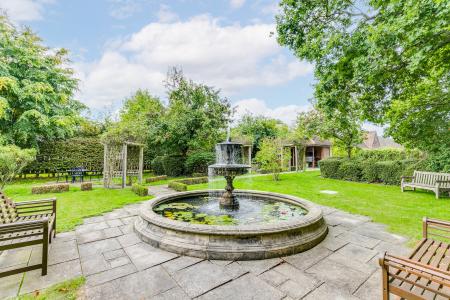 2 bedroom Barn Conversion for sale in Ladygrove Mews, Hitchwood Lane, Preston