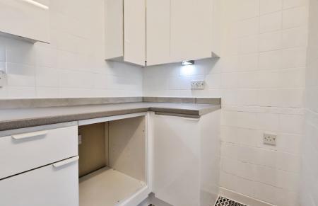 1 bedroom Flat for sale in Elmwood Court, High Street, Baldock