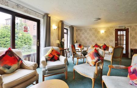 1 bedroom Flat for sale in Elmwood Court, High Street, Baldock