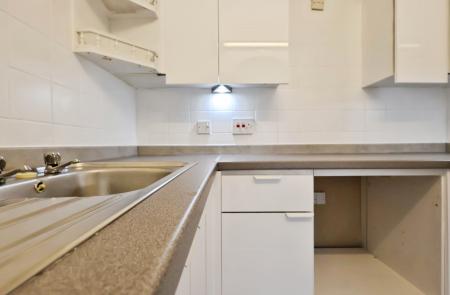 1 bedroom Flat for sale in Elmwood Court, High Street, Baldock