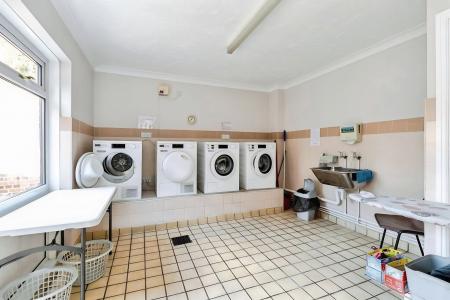 1 bedroom Flat for sale in Elmwood Court, High Street, Baldock