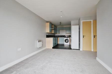 2 bedroom Flat for sale in Sharps Court, Cooks Way, Hitchin