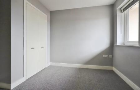 2 bedroom Flat for sale in Sharps Court, Cooks Way, Hitchin