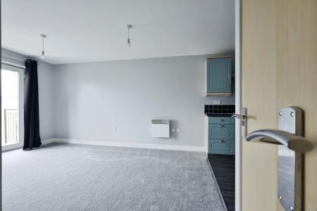 2 bedroom Flat for sale in Sharps Court, Cooks Way, Hitchin