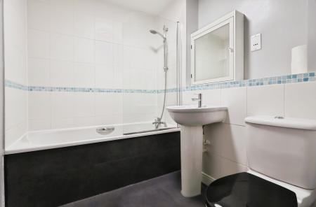 2 bedroom Flat for sale in Sharps Court, Cooks Way, Hitchin