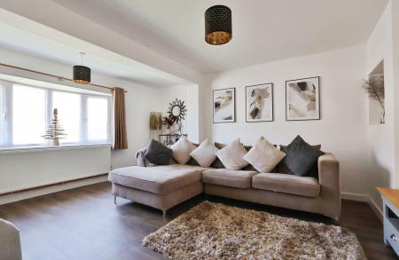 2 bedroom Semi-detached house for sale in Manor Close, Langford