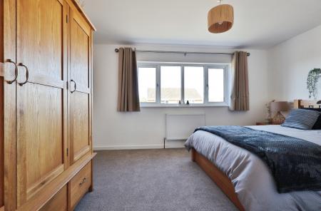 2 bedroom Semi-detached house for sale in Manor Close, Langford